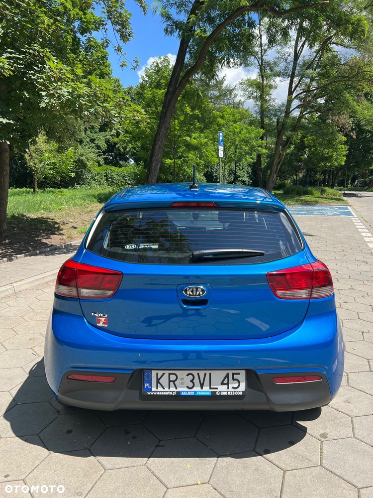 Kia Rio 1.2 M - 9