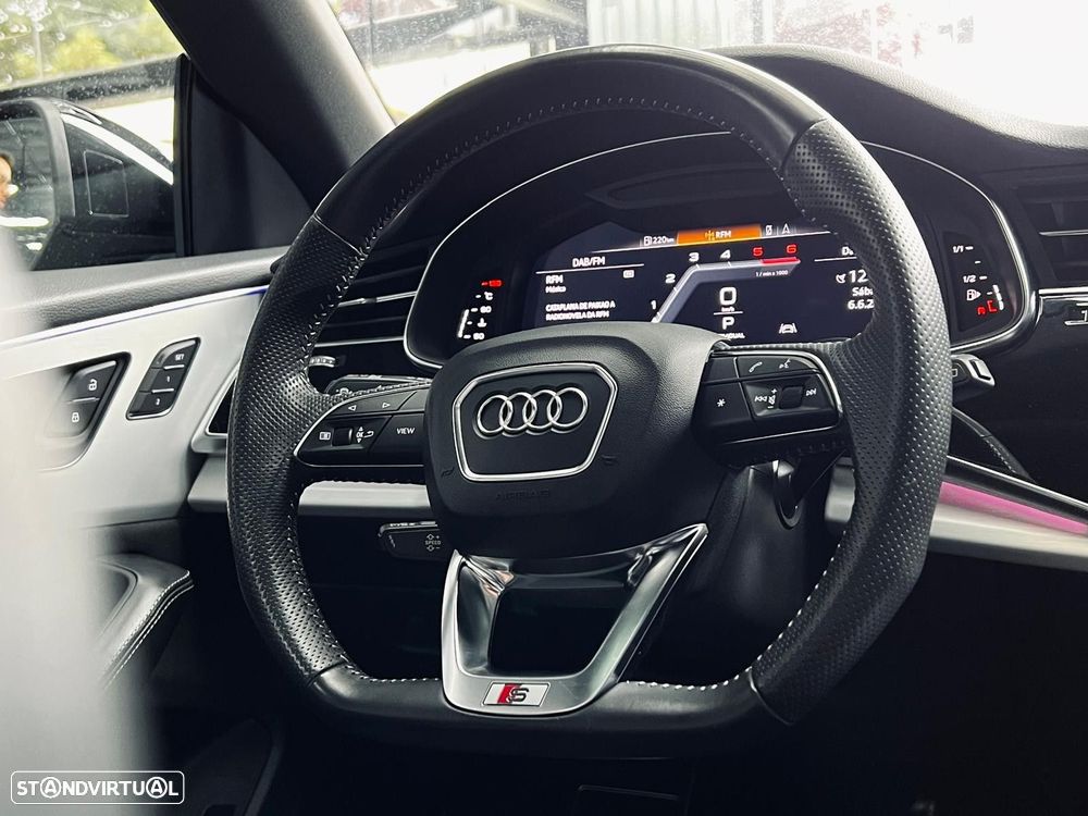 Audi SQ8 - 21