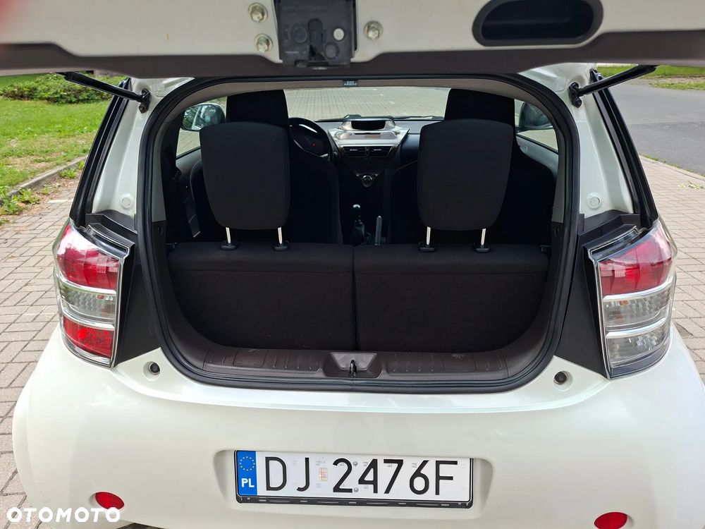 Toyota iQ 1.0 - 15