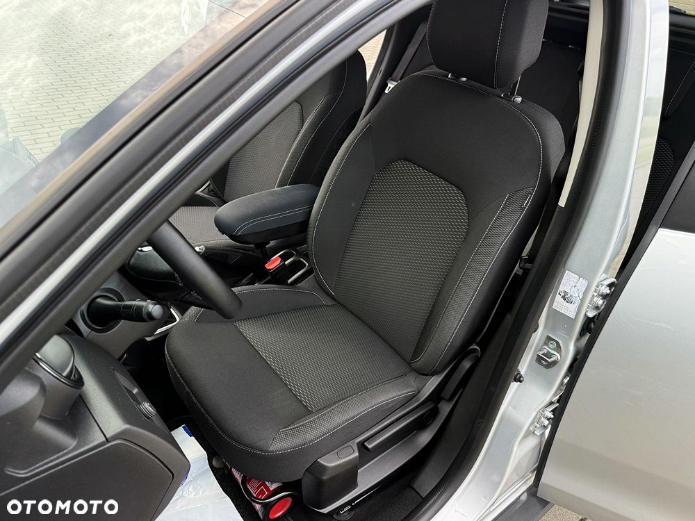 Dacia Duster 1.6 SCe Comfort - 26