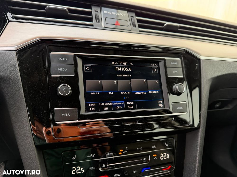 Volkswagen Passat 2.0 TDI DSG Highline - 20