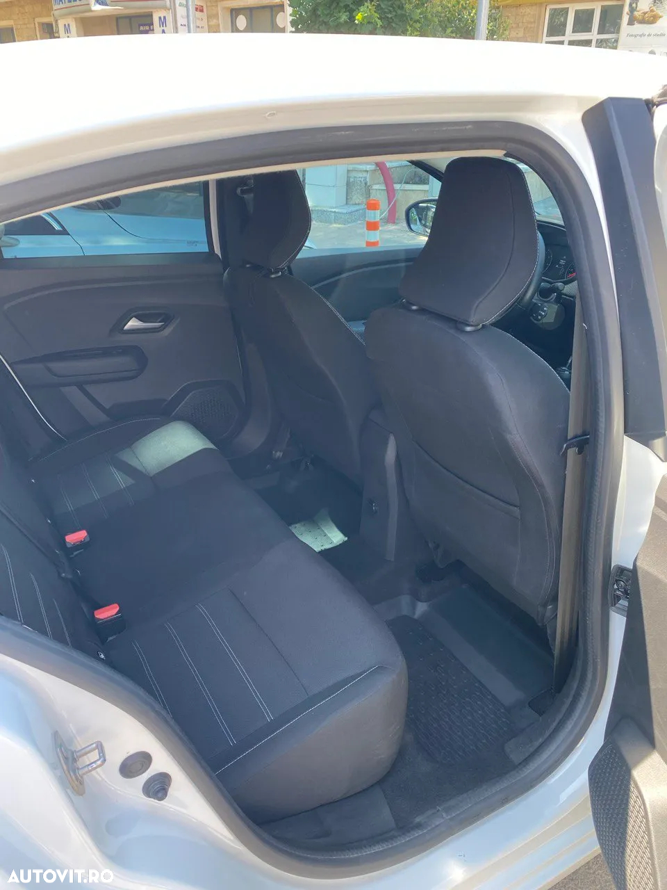Dacia Logan TCe 90 MT6 Prestige - 5