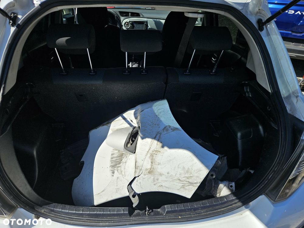 Toyota Yaris 1.5 VVT-i Comfort - 13