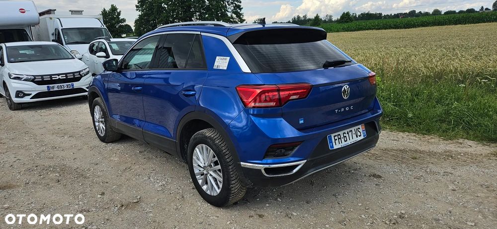 Volkswagen T-Roc - 3