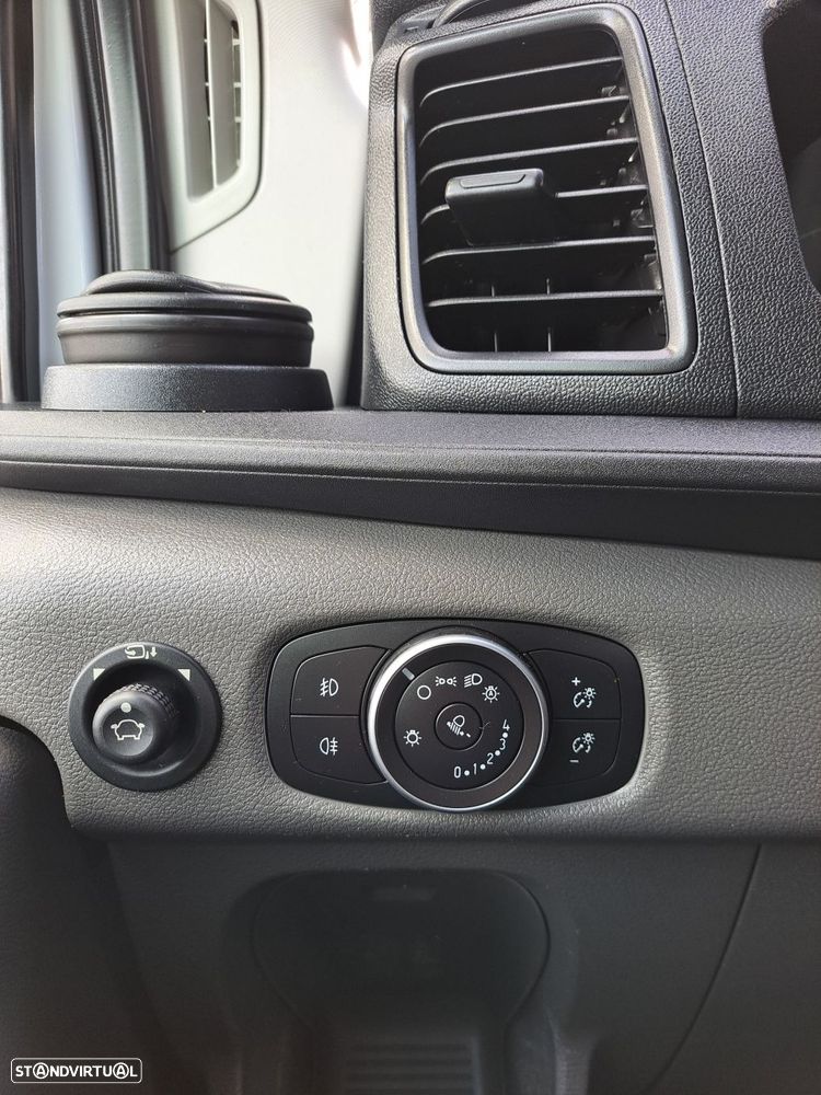 Ford Transit - 10