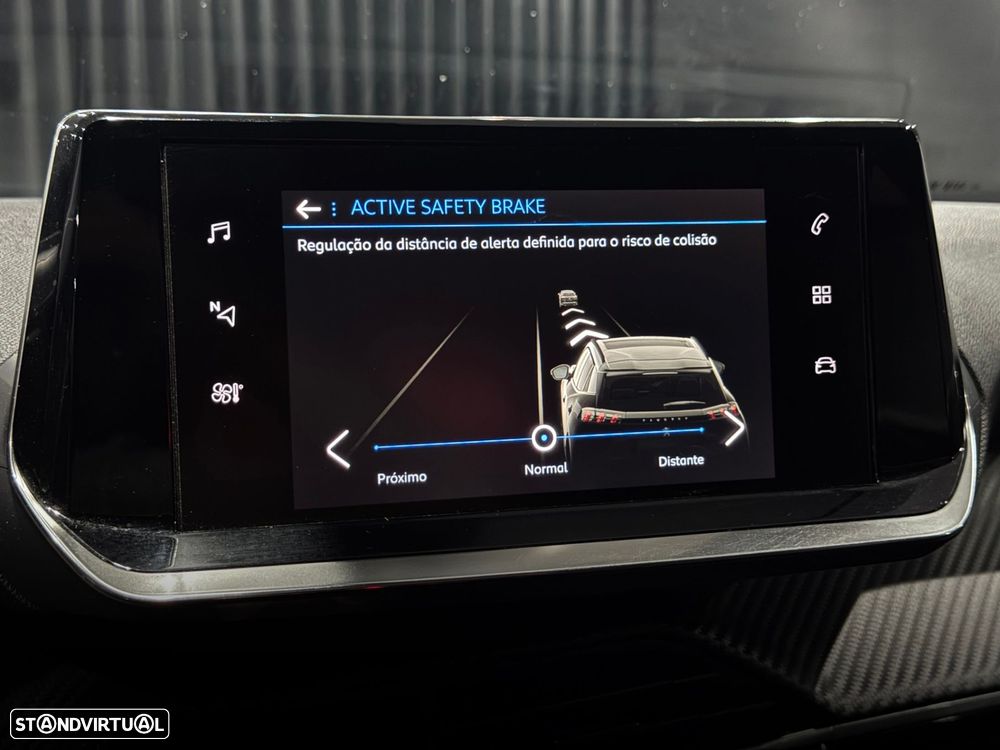 Peugeot 2008 1.2 PureTech Active Pack EAT8 - 31