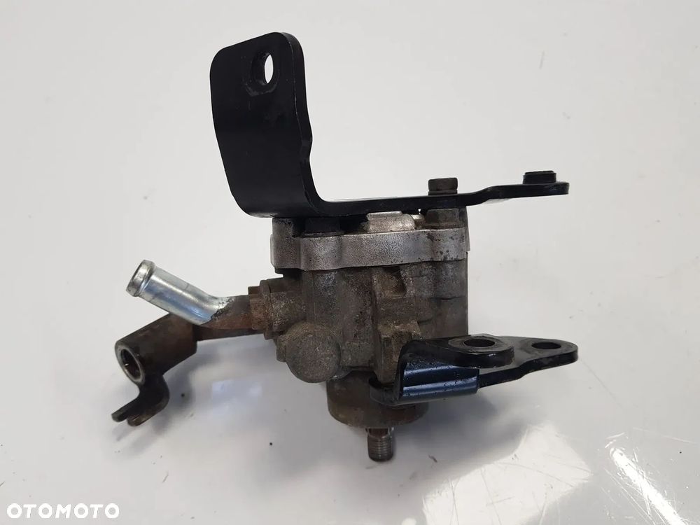 pompa vacum wspomagania NISSAN 2.5DCI YD25 NAVARA NT400 CABSTAR RENAULT MAXITY MB40A - 1