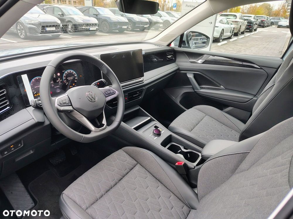 Volkswagen Tiguan - 17