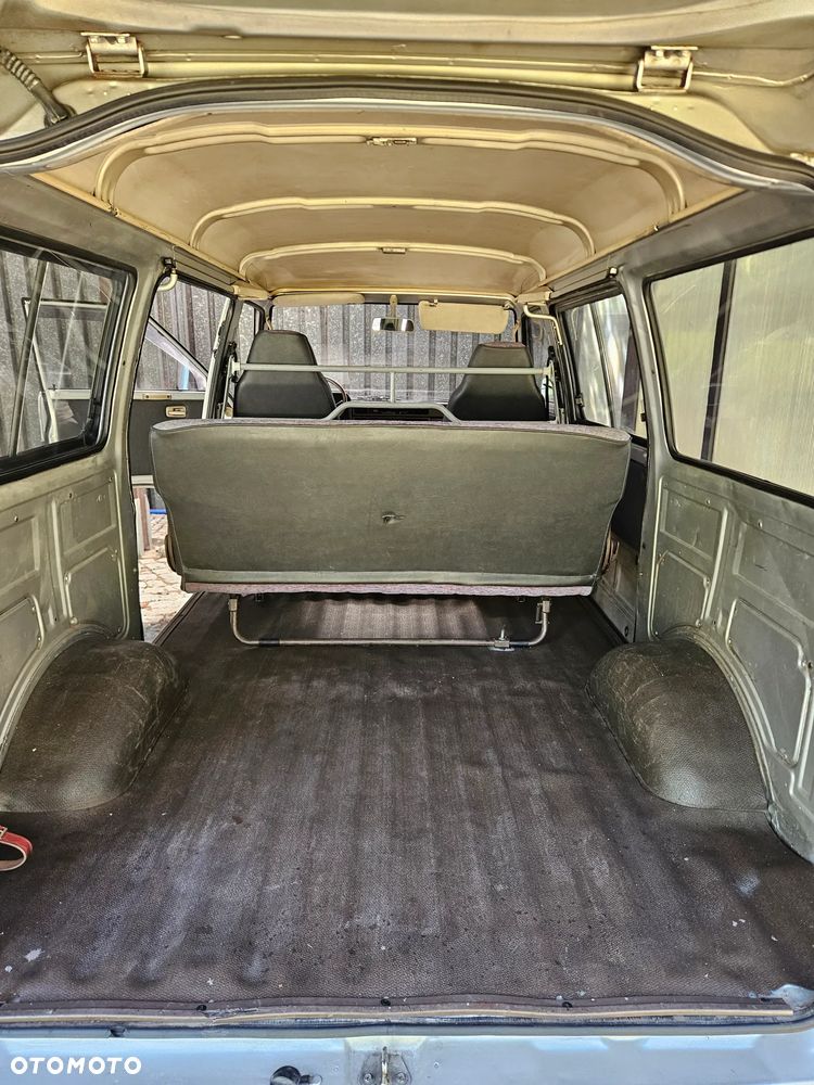 Nissan Vanette - 9