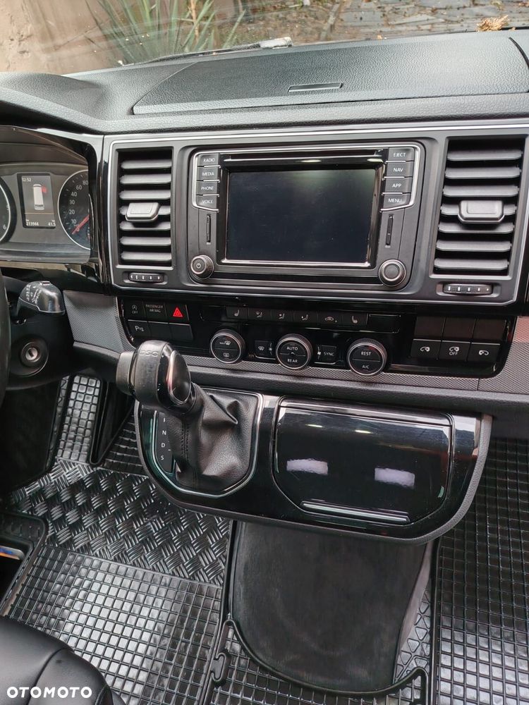 Volkswagen Multivan 2017 photo 3