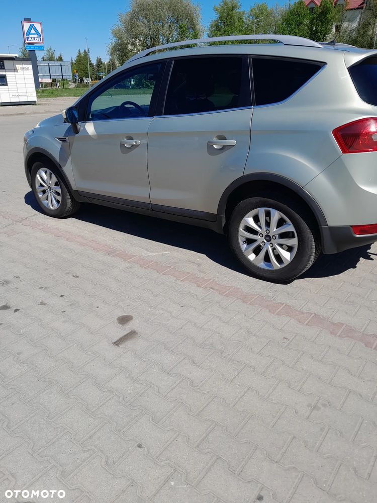 Ford Kuga 2.0 TDCi Titanium - 3