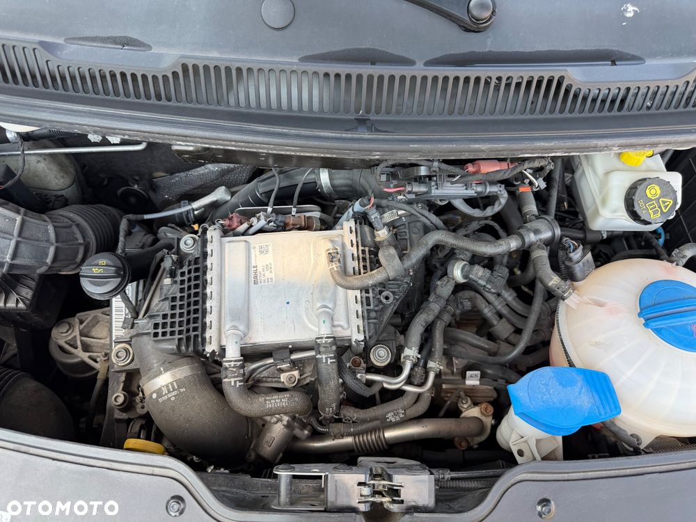 Volkswagen Transporter - 11