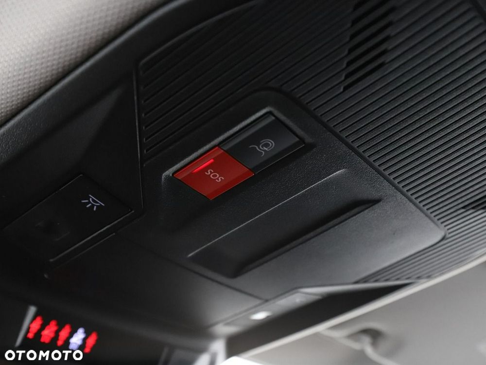 Peugeot 408 PureTech 130 EAT8 Allure Pack - 38