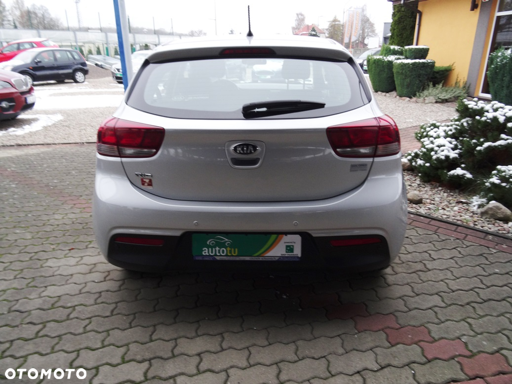 Kia Rio 1.2 Business Line - 6