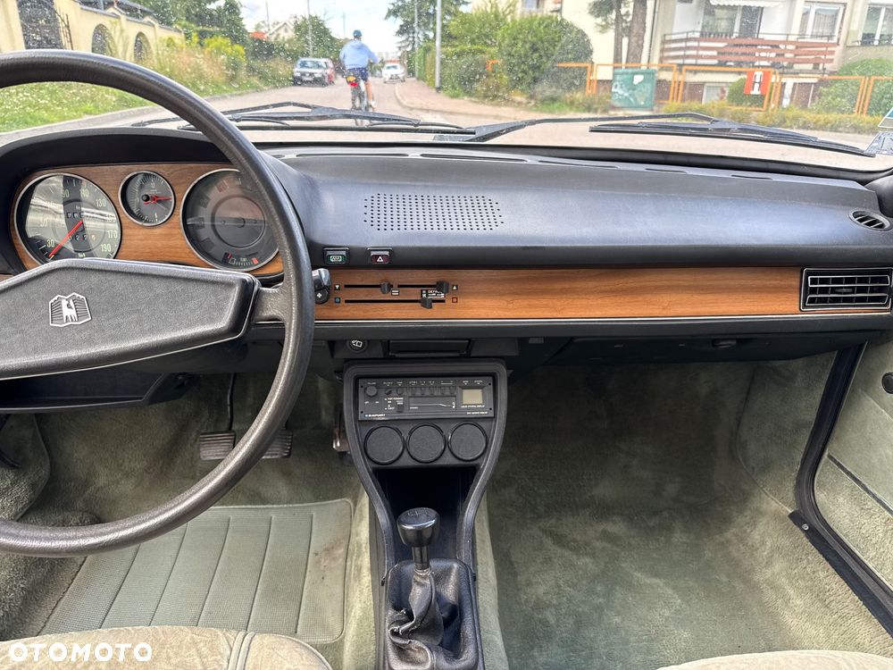 Volkswagen Passat - 8