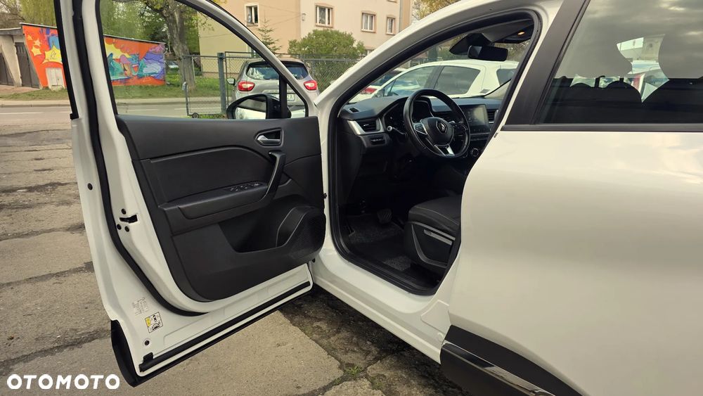 Renault Captur - 22