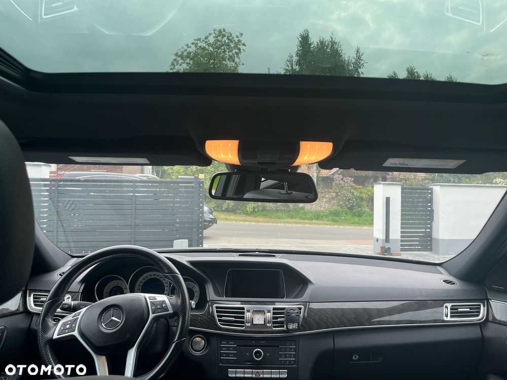 Mercedes-Benz Klasa E 350 4Matic 7G-TRONIC - 16