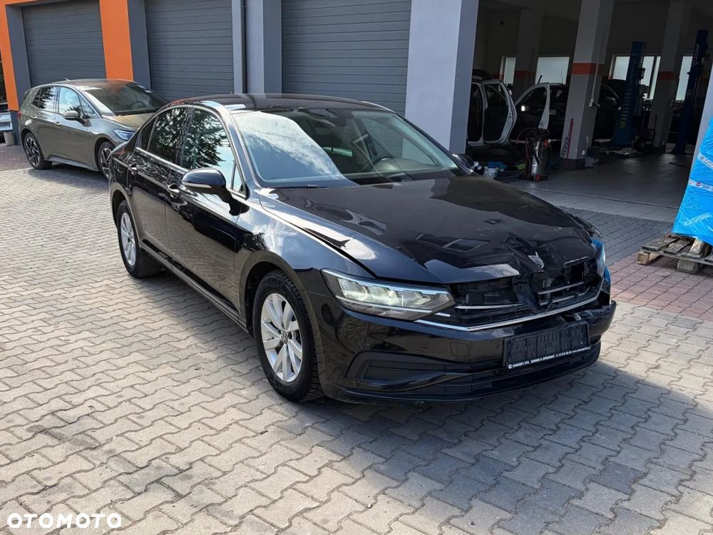 Volkswagen Passat 1.5 TSI EVO Elegance DSG - 3