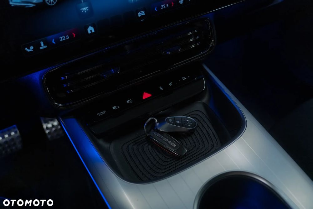 Mercedes-Benz CLA - 28
