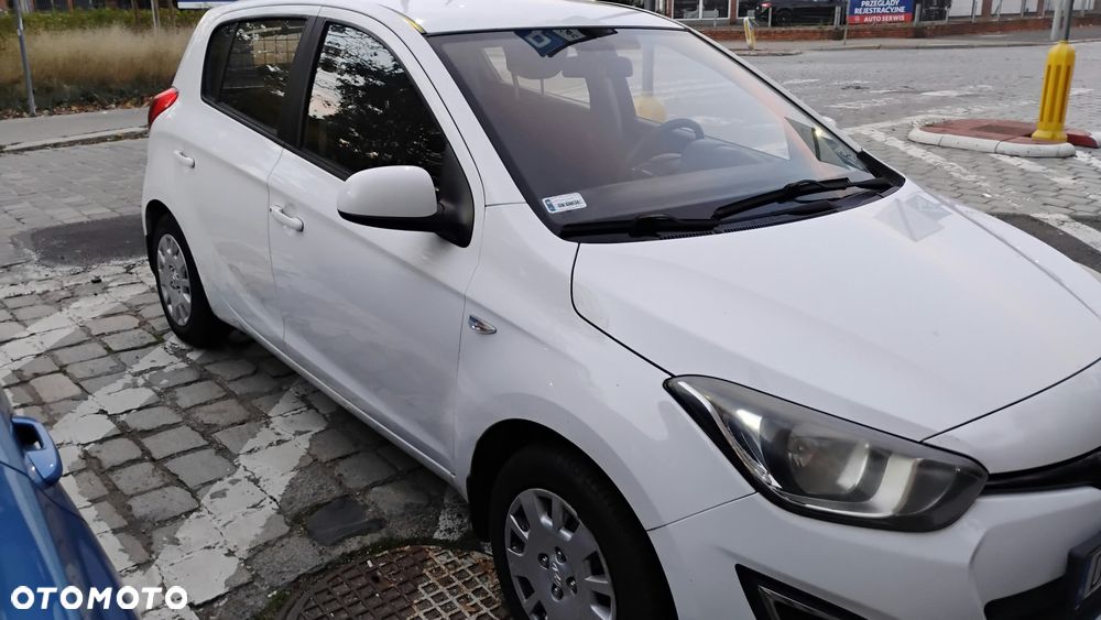 Hyundai i20 - 3