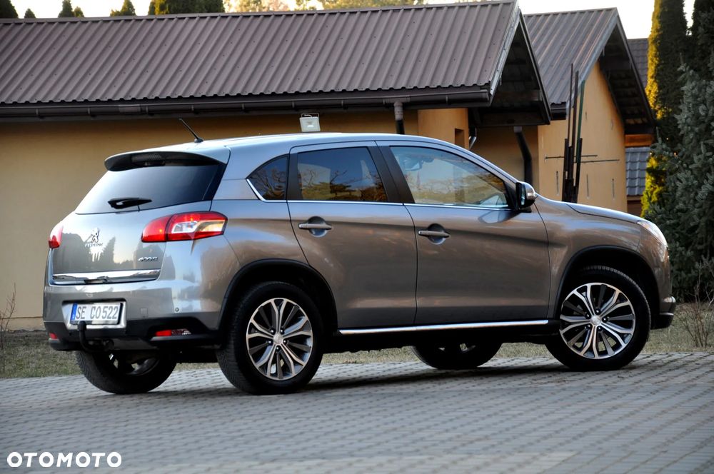 Peugeot 4008 - 12