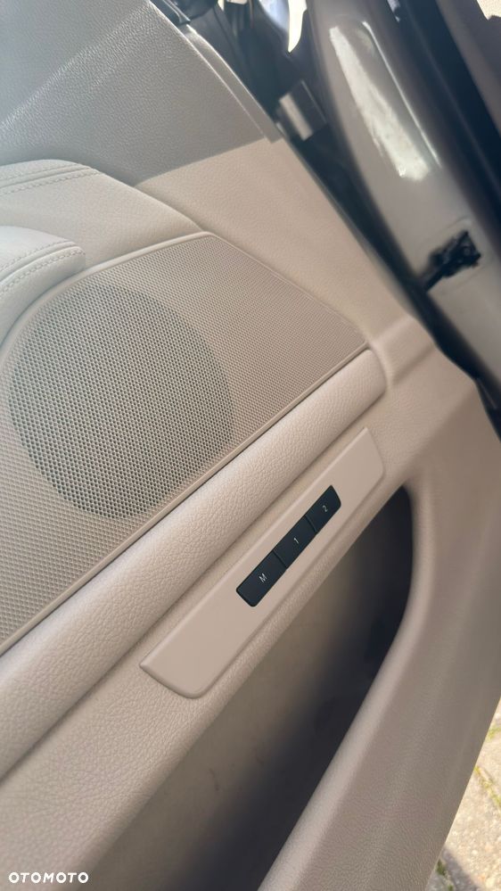 BMW Seria 5 520i - 17