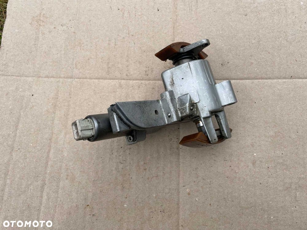 Napinacz łańcucha łańcuszka rozrządu audi a3  vw golf 1.8 T seat cupra - 3