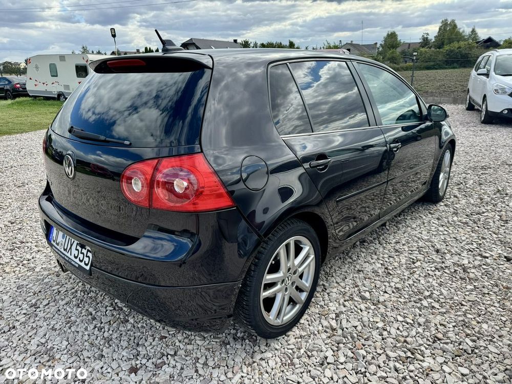 Volkswagen Golf - 8