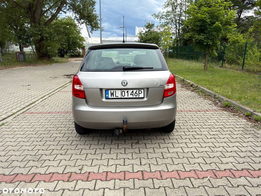 Skoda Fabia - 4