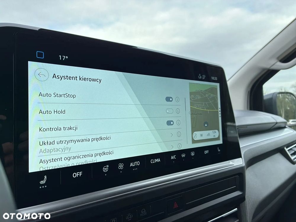 Volkswagen Caravelle - 26