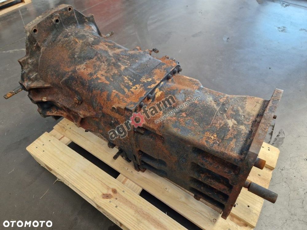 Skrzynia biegów Claas Arion 420 4360252H01 - 3