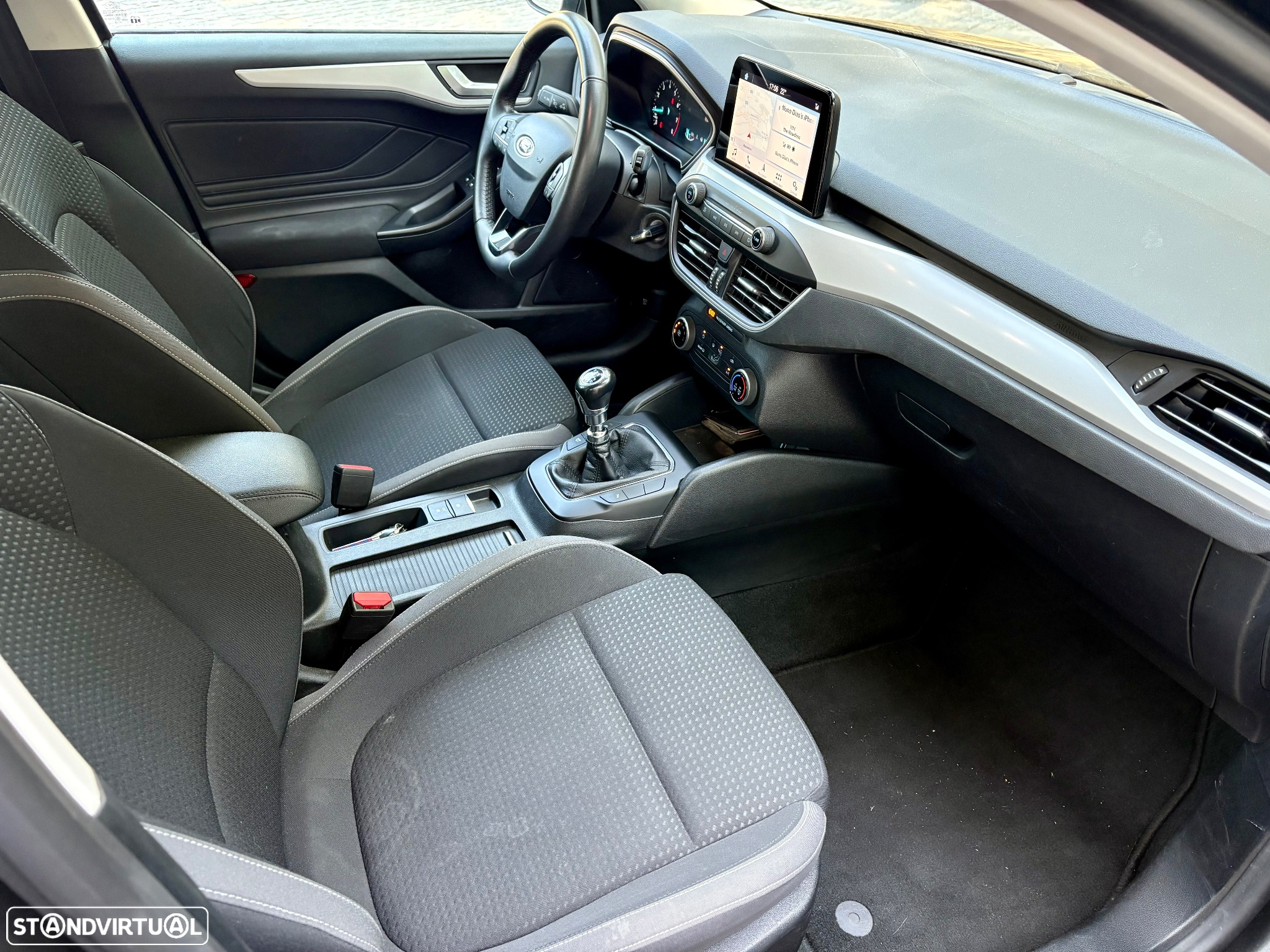 Ford Focus SW 1.0 EcoBoost S&S COOL&CONNECT - 6