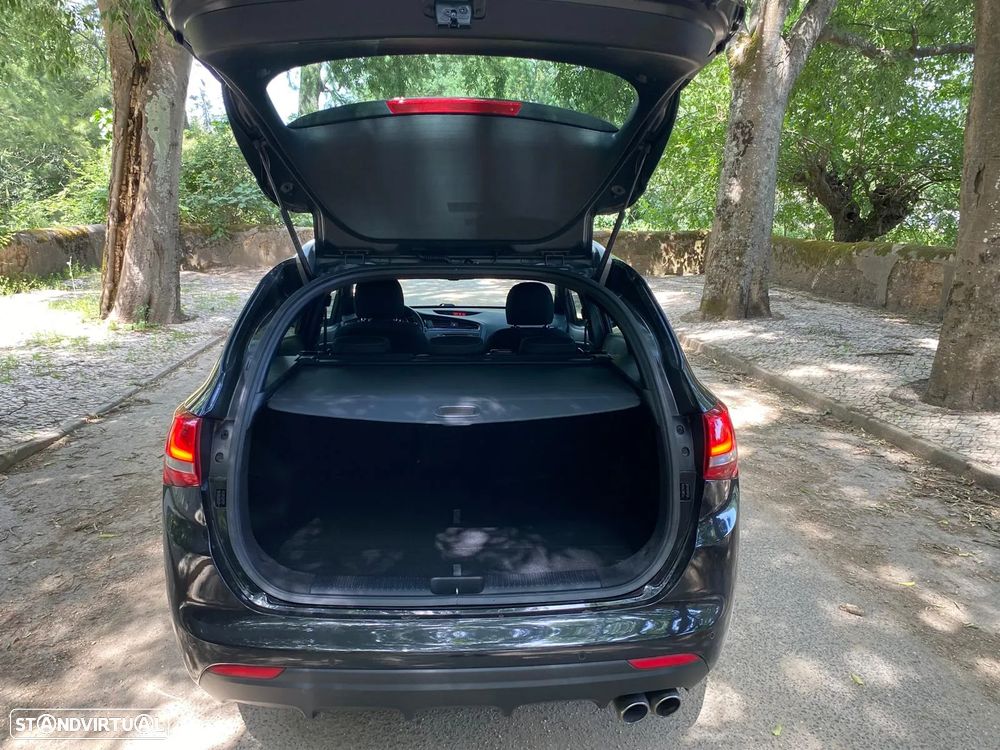 Kia Ceed SW 1.6 CRDi GT Line - 39