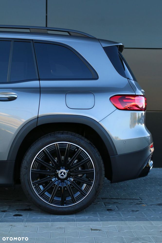 Mercedes-Benz GLB 200 AMG Line 7G-DCT - 21