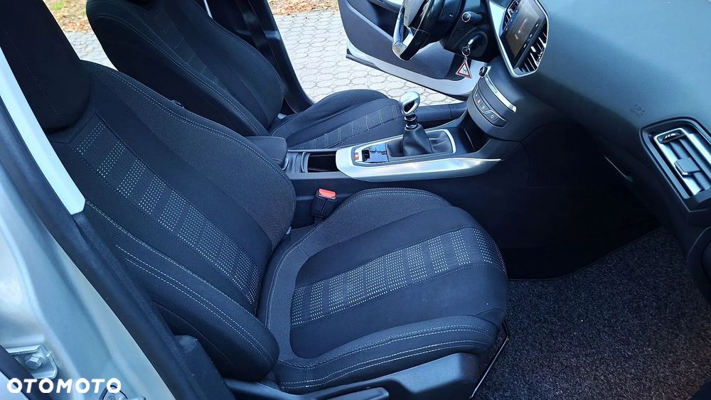 Peugeot 308 e-HDi 115 Stop & Start Niveau 2 Business-Line - 13