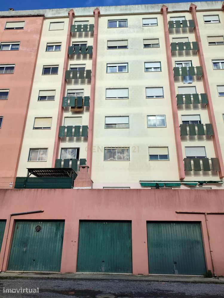 Garagem fechada exterior (Box) - Mem Martins - Grande imagem: 3/9