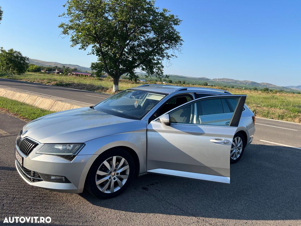 Skoda Superb 2.0 TDI DSG Style - 36