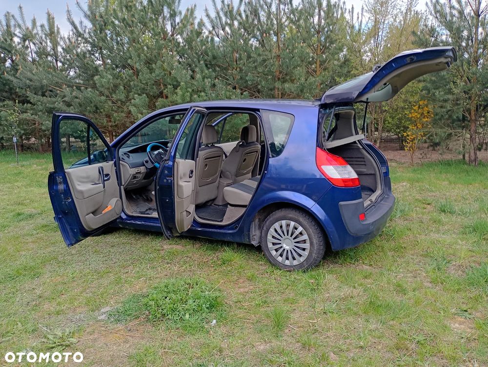 Renault Scenic 1.6 16V Authentique - 11