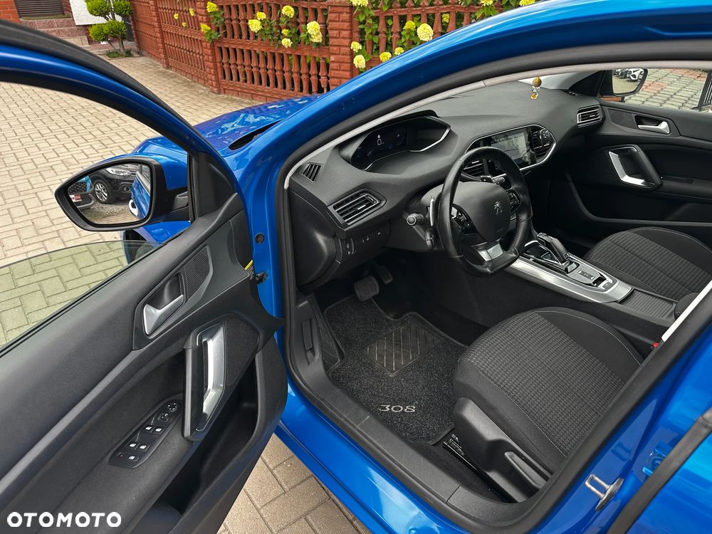 Peugeot 308 - 6