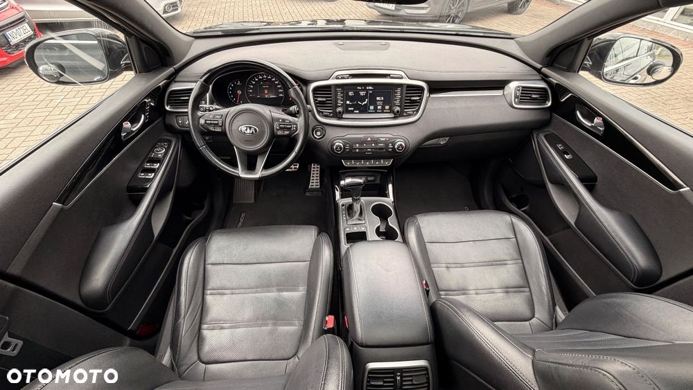Kia Sorento - 22