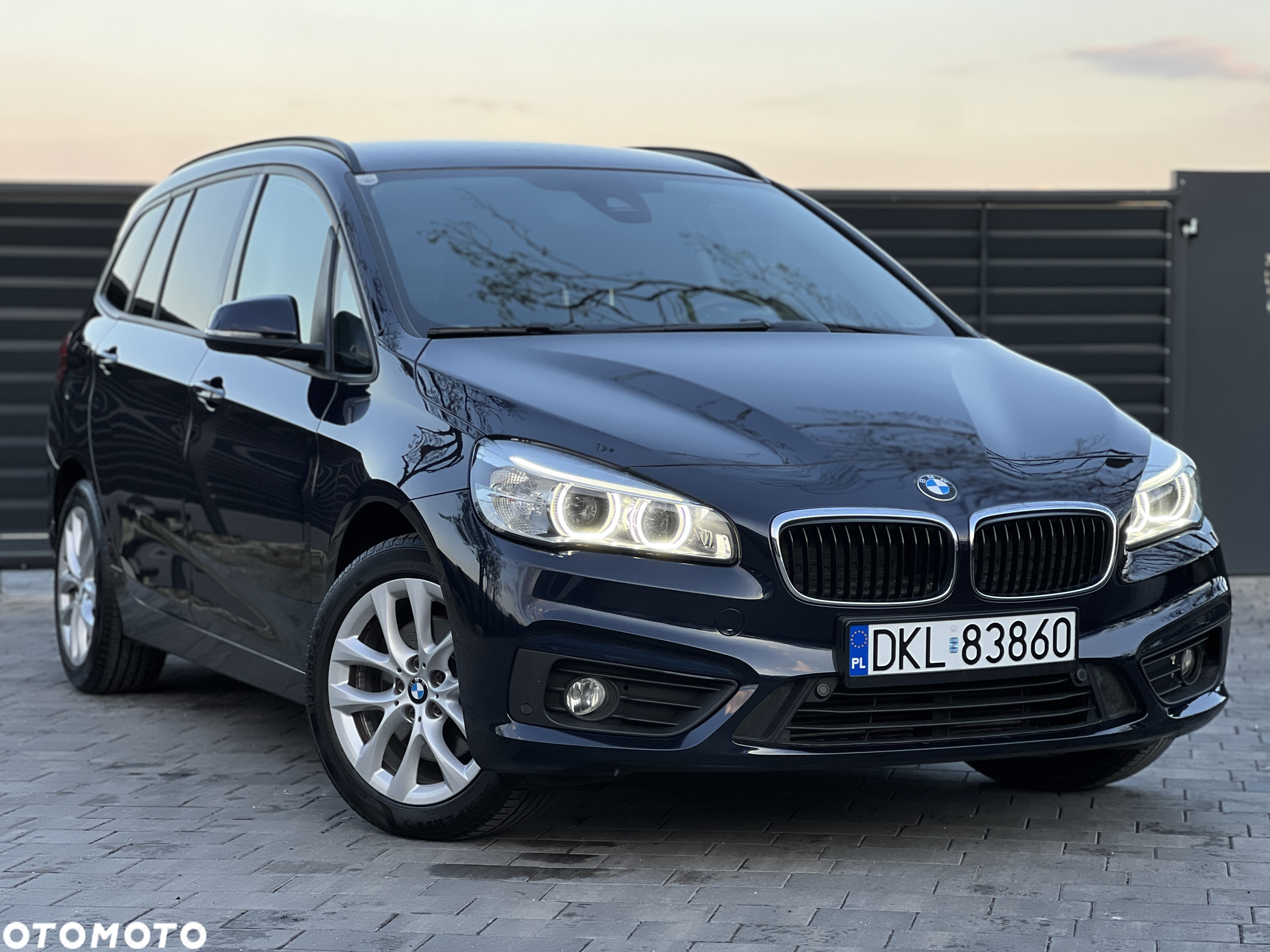 BMW Seria 2 218d Sport Line - 5