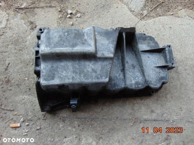 MINI COOPER R55 clubman R56 R60 R58 R59  MISKA oleju OLEJOWA N47 1.6d 2.0d 7811592 - 1