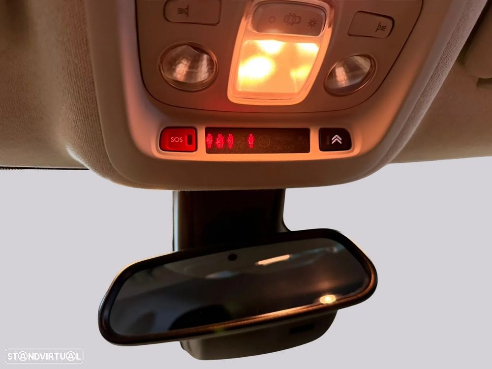 Citroën C3 Aircross 1.2 PureTech Shine - 24