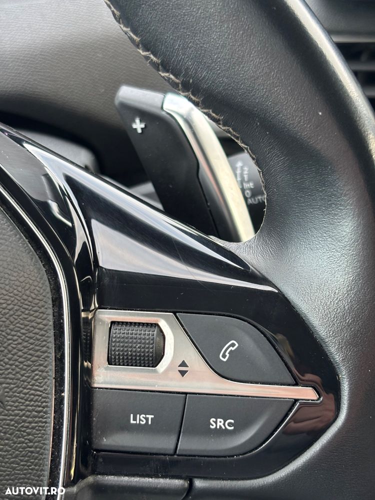 Peugeot 3008 225 e-EAT8 Allure Pack - 27