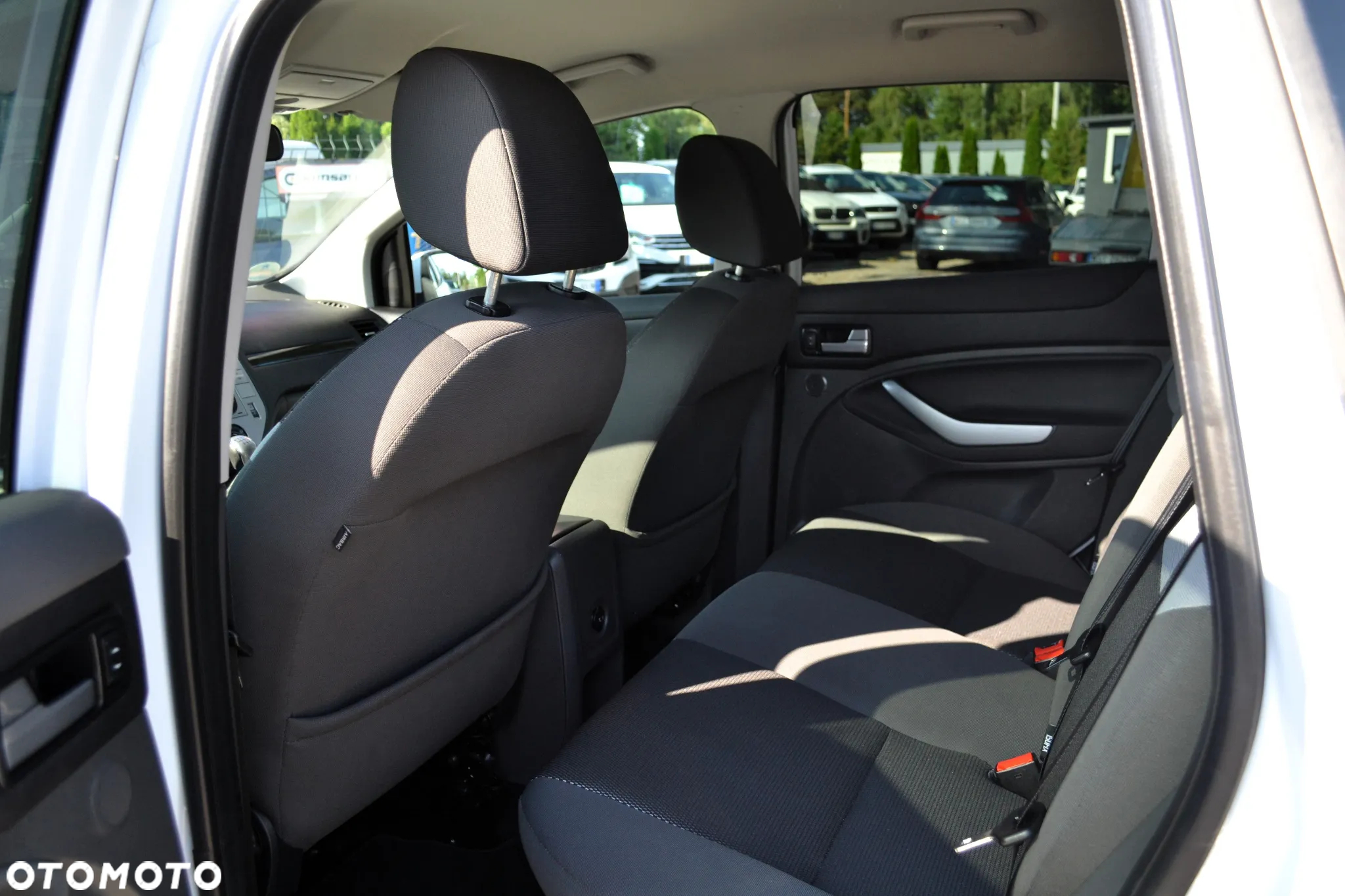 Ford Kuga 2.0 TDCi 4x4 Trend - 11