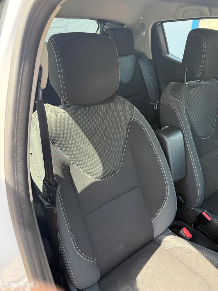 Renault Clio 0.9 TCe Zen - 17