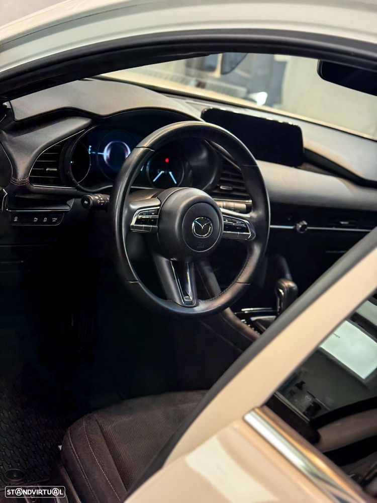 Mazda 3 Hatchback - 6