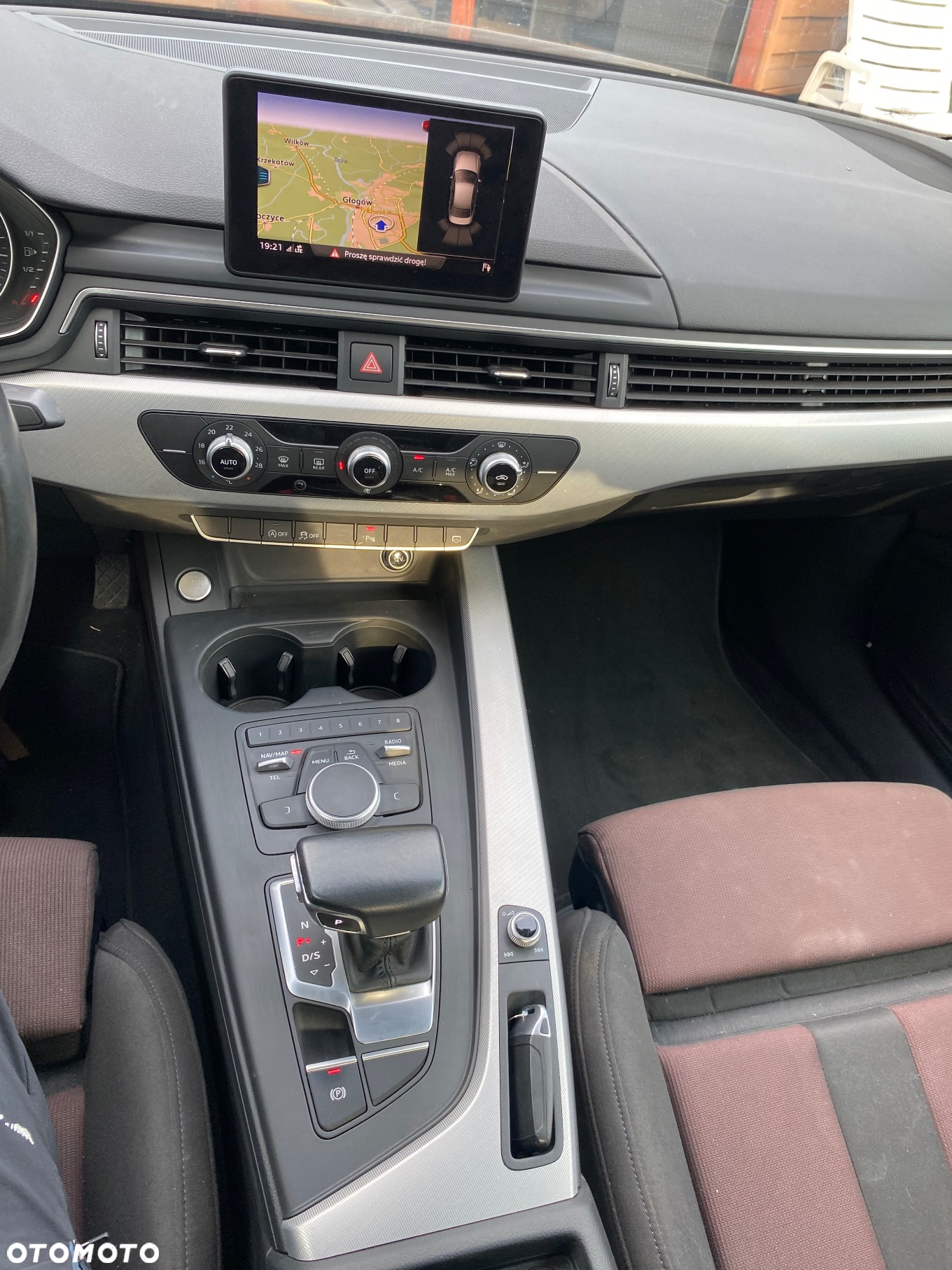 Audi A4 2.0 TDI S tronic design - 8