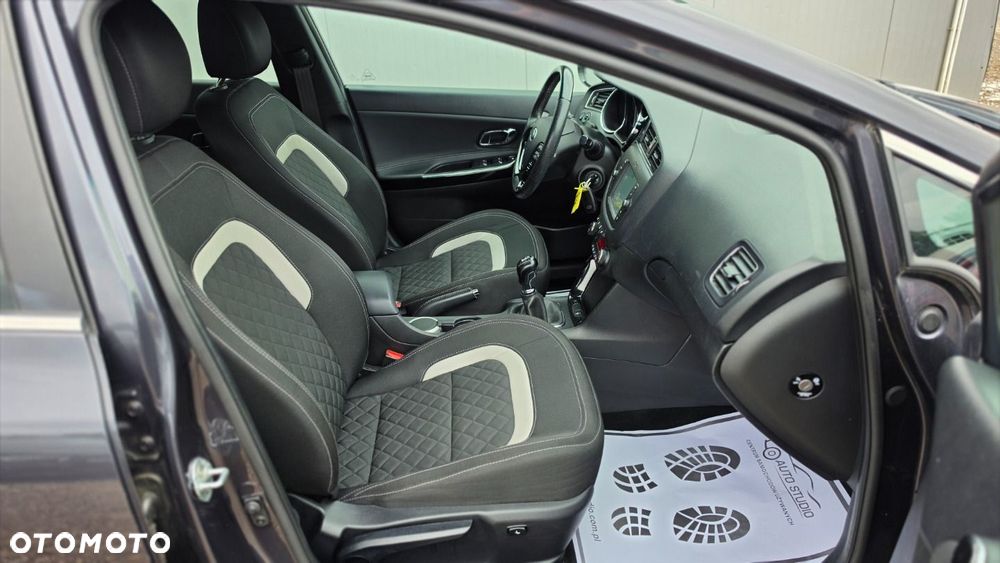 Kia Ceed 1.6 CRDi GT Line - 6