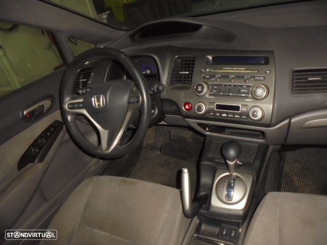 Carro MOT: LDA2 HONDA CIVIC 2007 1.3I EH 95CV 4P CINZA GASOLINA/HIBRIDO - 9